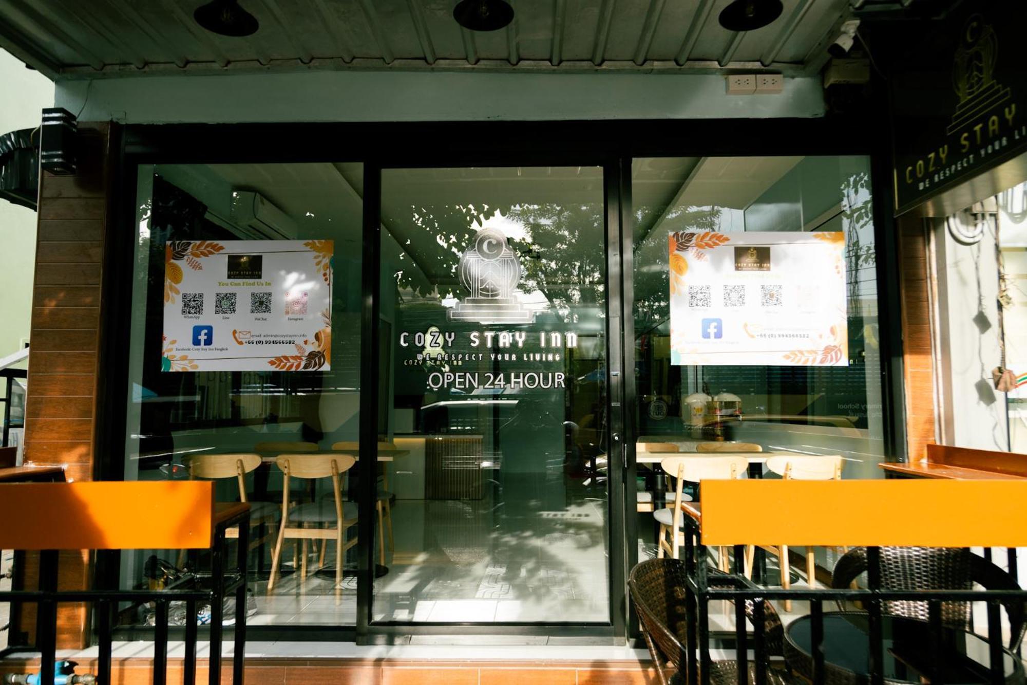 Cozy Stay Inn 방콕 외부 사진
