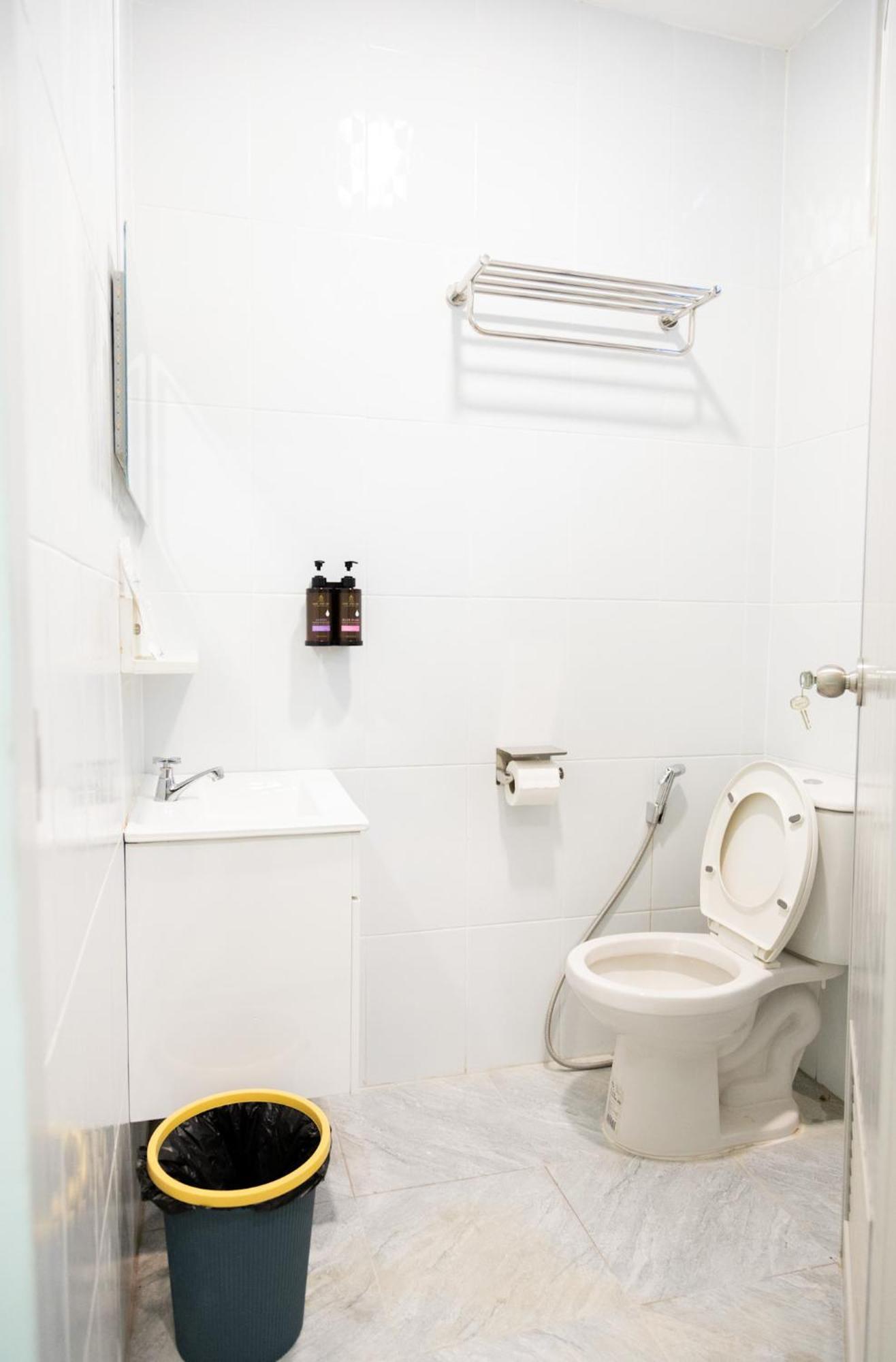Cozy Stay Inn 방콕 외부 사진